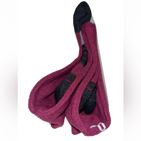 Under Armour UA Team OTC Soccer Socks 1 Pair Youth 13.5K-4.5 Maroon w White Logo - Picture 8 of 10